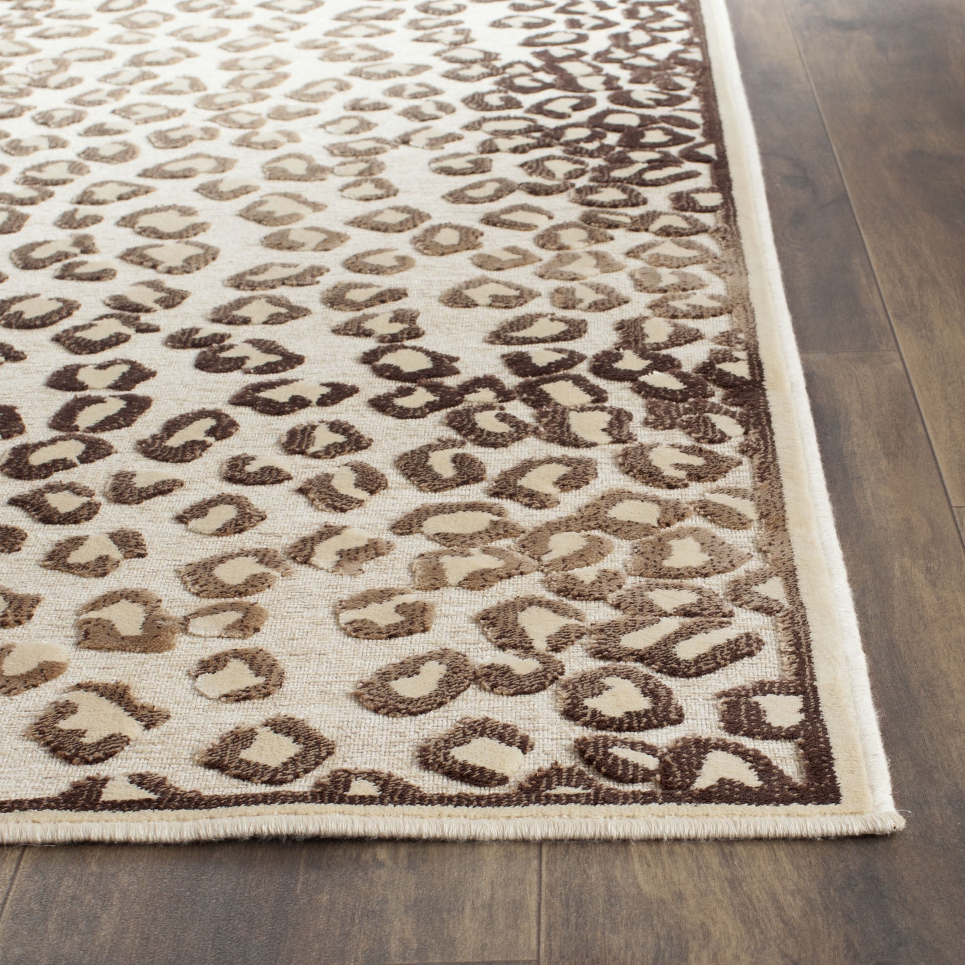 Safavieh Paradise Ronnie Bordered Runner Rug, Creme, 2'2" x 8'
