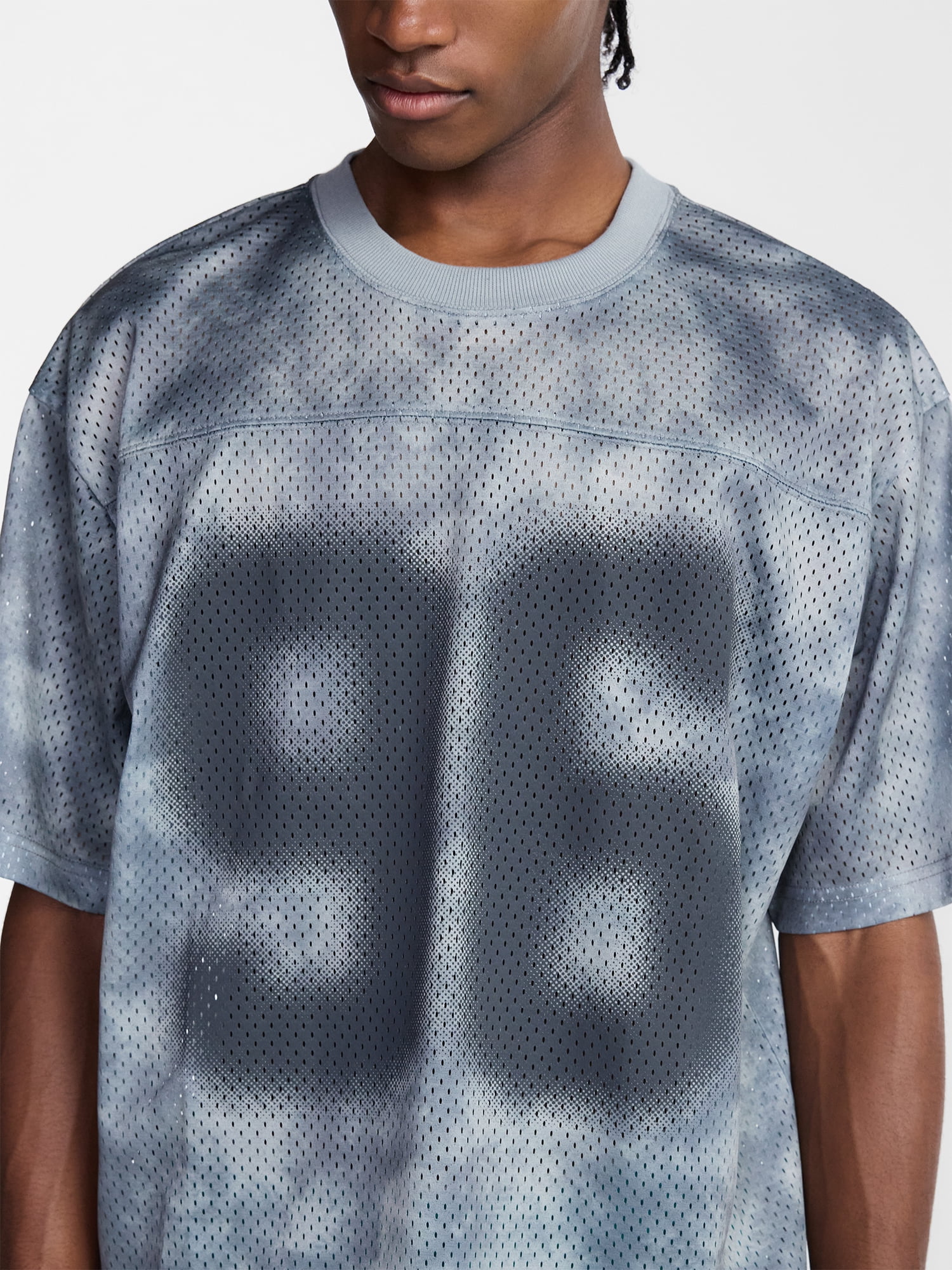 No Boundaries Graphic Boxy Fit Mesh Jersey Style Shirt, Men's XS