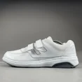 thumbnail image 1 of New Balance 813 Men’s 10 4E White Walking Sneakers Casual Shoes Hook & Loop EUC, 1 of 6