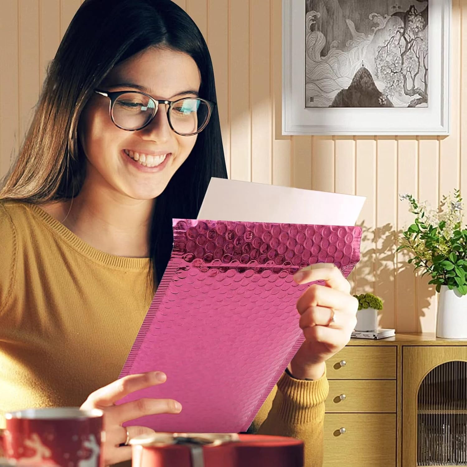 30 Pcs Holographic Bubble Mailers,11 x 7 Inch Metallic Bubble Mailers,Poly Padded Envelopes,Waterproof Shipping Bags,Self Sealing Thicken Cushion Envelopes for Mailing,Packing,Small Business