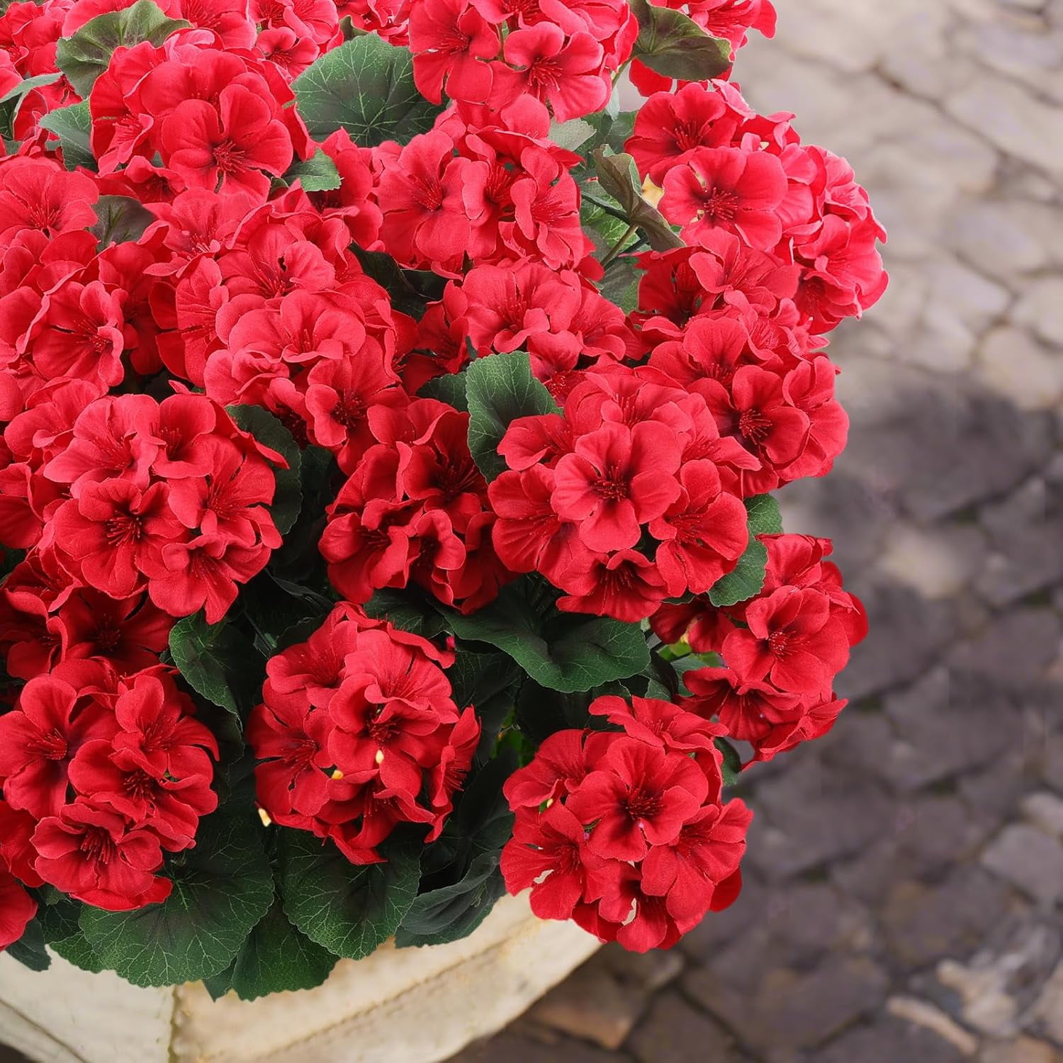 TETOU 12Pcs Artificial Geraniums Silk Flowers, 13.7"/35cm Bush Red Faux Geranium Flowers Plant for Outdoor Garden Hanging Basket Porch Home Decor