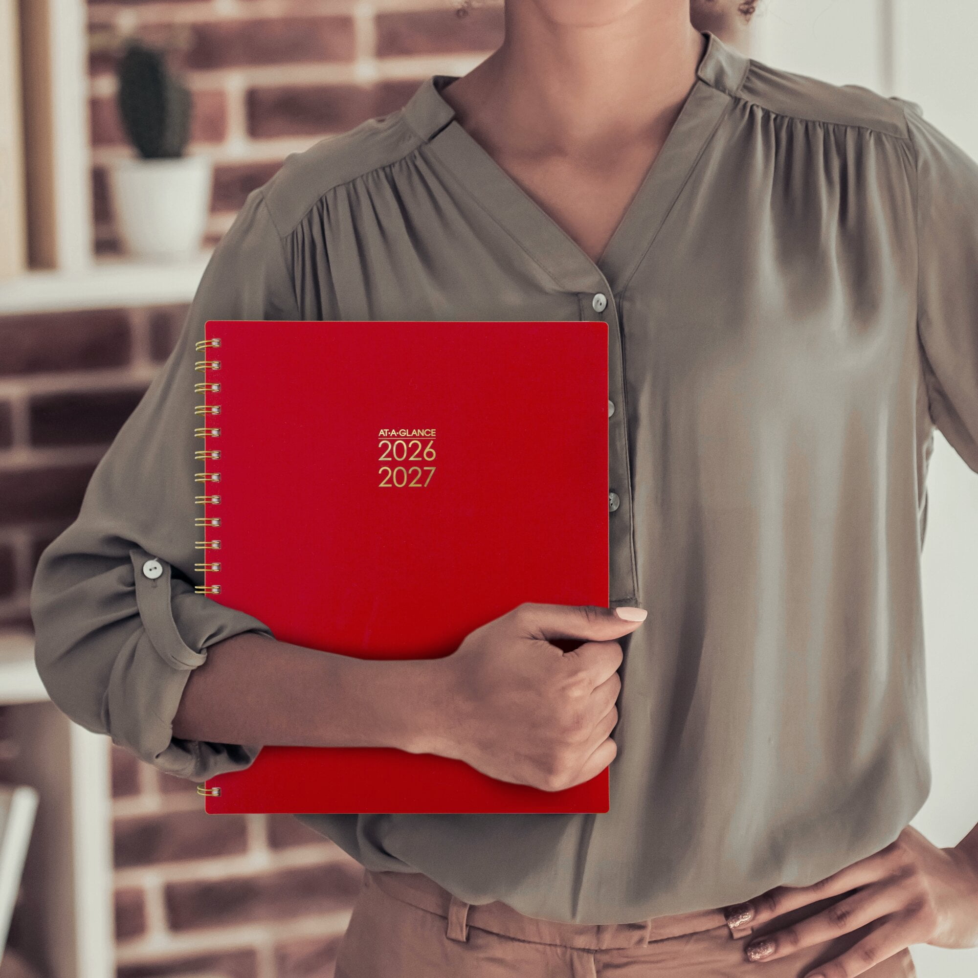 AT-A-GLANCE Harmony Academic 2026-2027 Weekly Monthly Planner Scarlet Large 8 12
