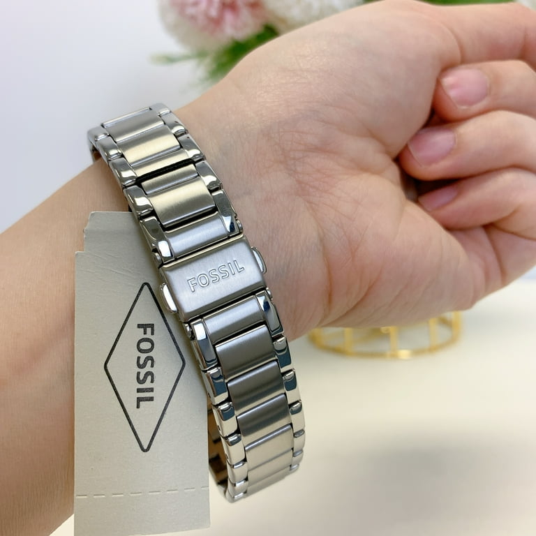fossil women's modern courier stainless steel chronograph dress quartz watch Fossil Outlet Women's Modern Courier Midsize Chronograph Stainless Steel Watch