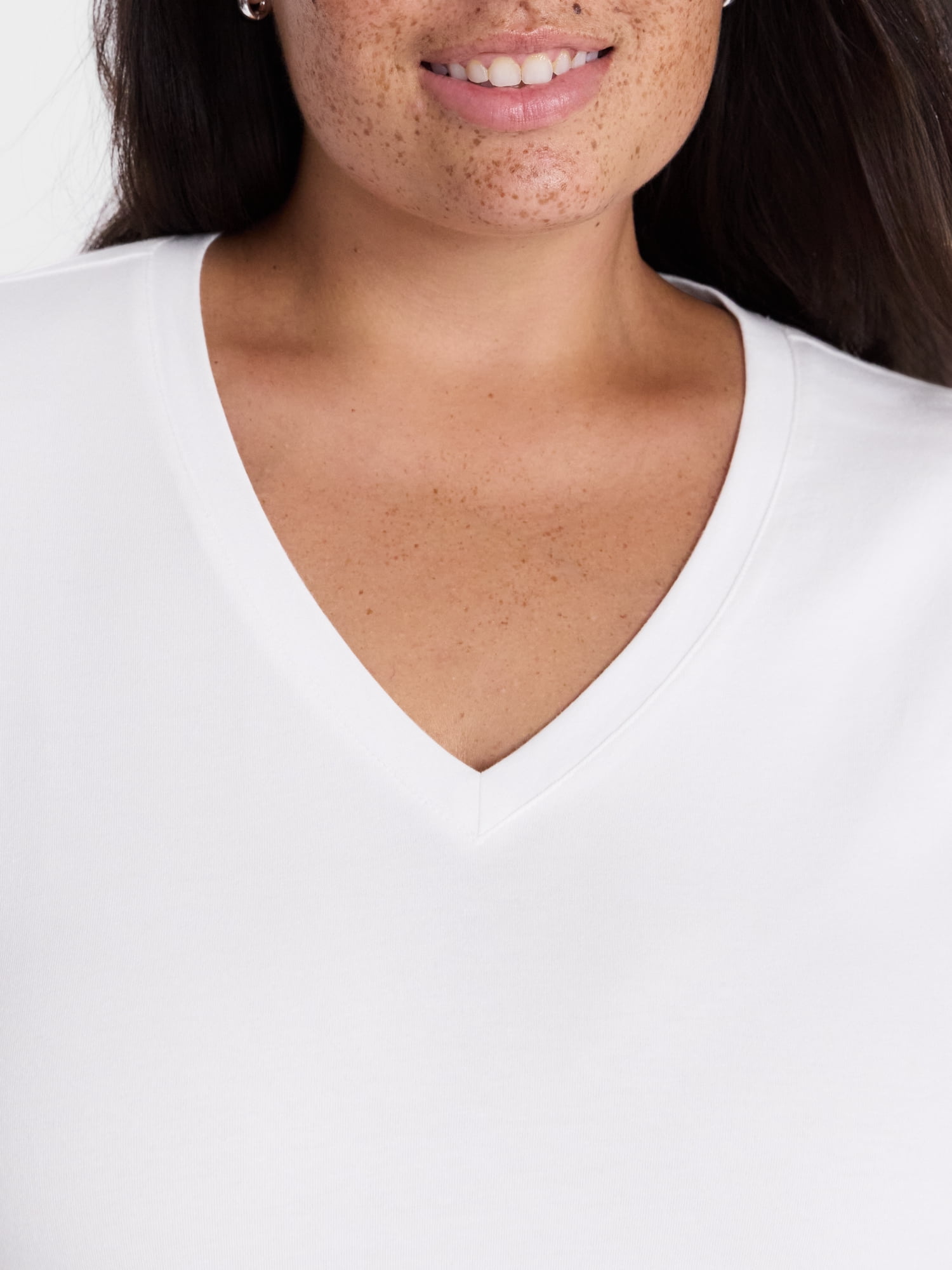 Terra & Sky Women's Plus Size V Neck Tee with Short Sleeves, Size 0X-5X