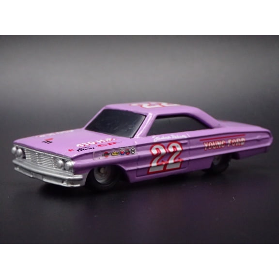 Open Box 1964 64 FORD GALAXIE 22 FIREBALL ROBERTS NASCAR 1:64 SCALE DIECAST MODEL CAR