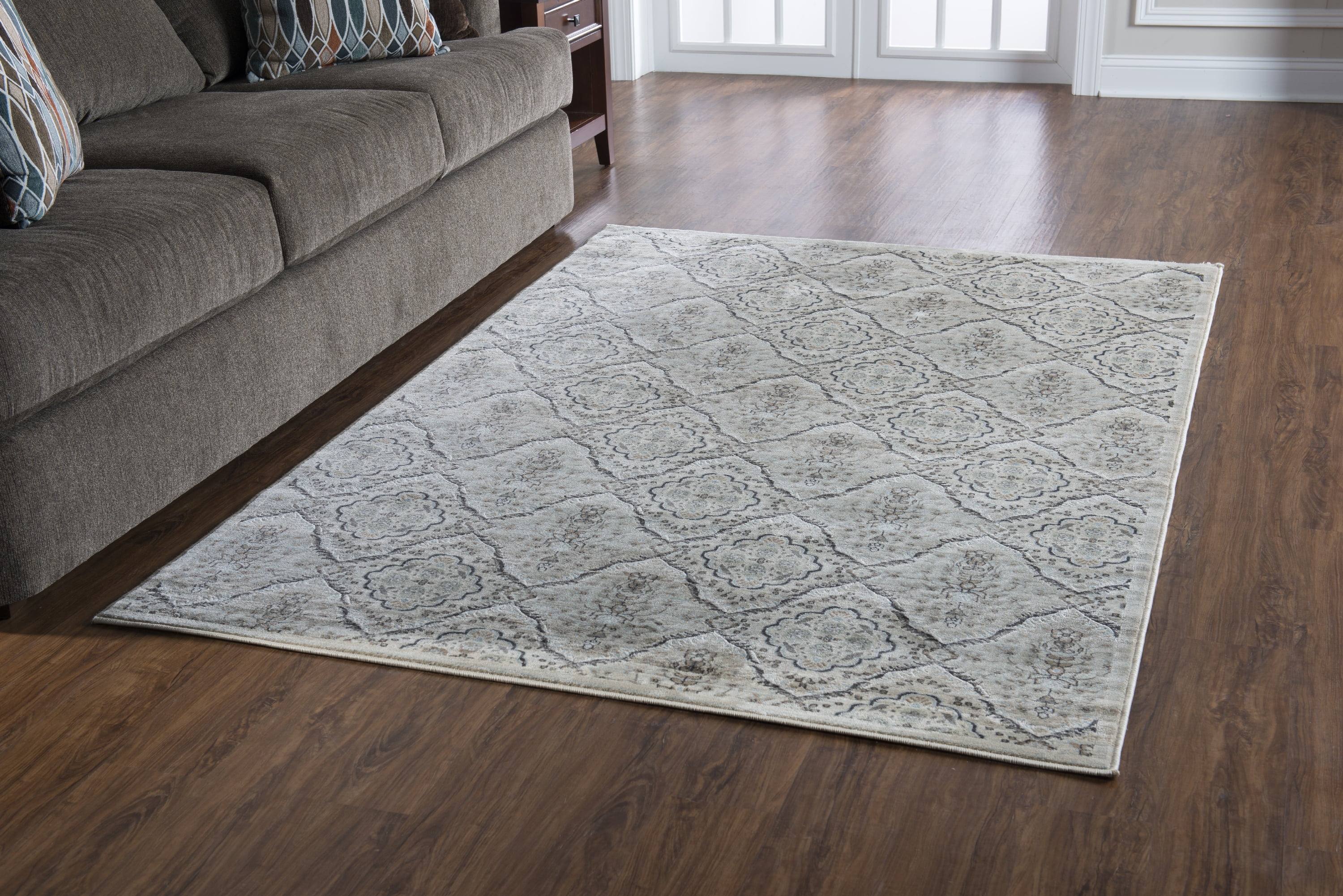 Linon Jewell Collection Vintage Trellis  8x10'3" Rug