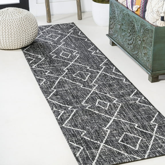 JONATHAN Y SANTA MONICA 2 x 8 Runner Rug, Carwa Tribal Diamond Trellis - Black/Ivory, SMB128E-28