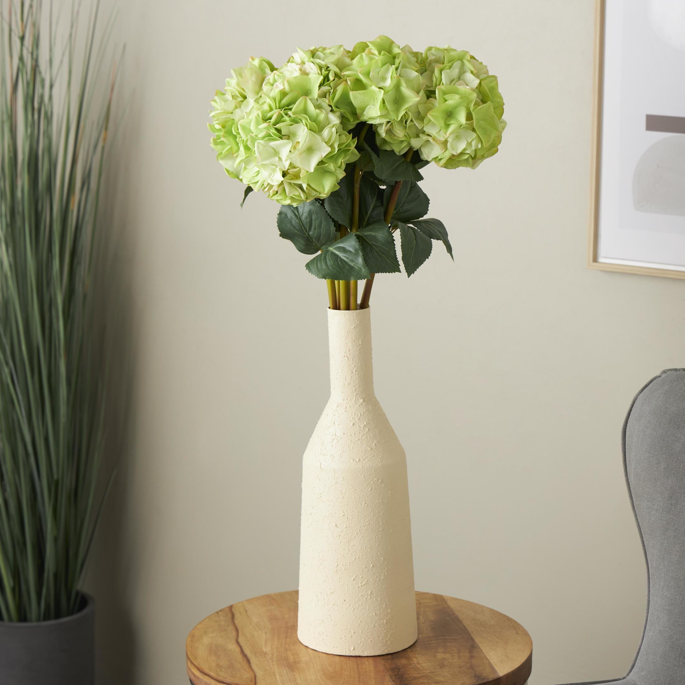 32" Plastic Floral Tall Hydrangea Artificial Flower Stem, by DecMode (8 Count)