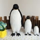 thumbnail image 4 of Adornos de Pingüino Artificial Cuticat Estatua Decorativa Modelo Animal, 4 of 8