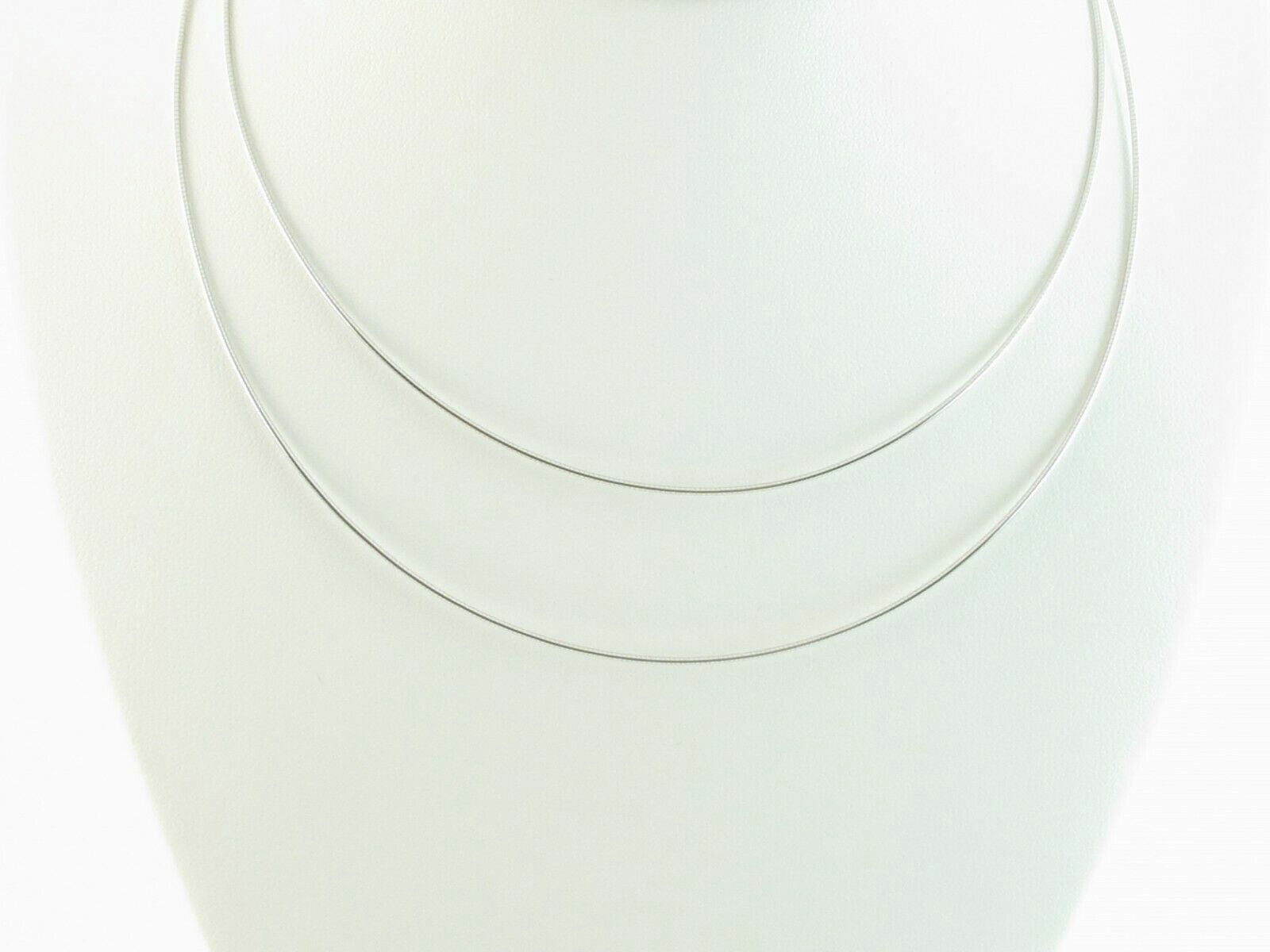 Shiny Omega Necklace 14k Yellow Gold 