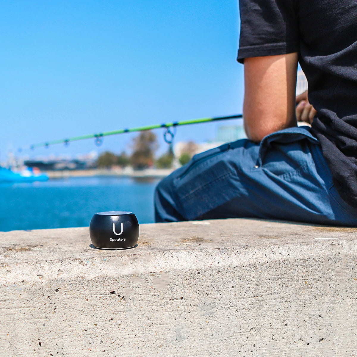 Fashionit U Speakers Boost Water-Resistant Portable Wireless Bluetooth Speaker with Built-In Subwoofer, Mic & Selfie Remote Control – Ideal for Active Lifestyle, Travel, Home, & Office – Black