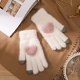 thumbnail image 4 of Guantes cálidos de felpa para mujer, manoplas suaves y esponjosas para pantalla táctil, dedos completos, guantes de nieve para niñas, 4 of 5