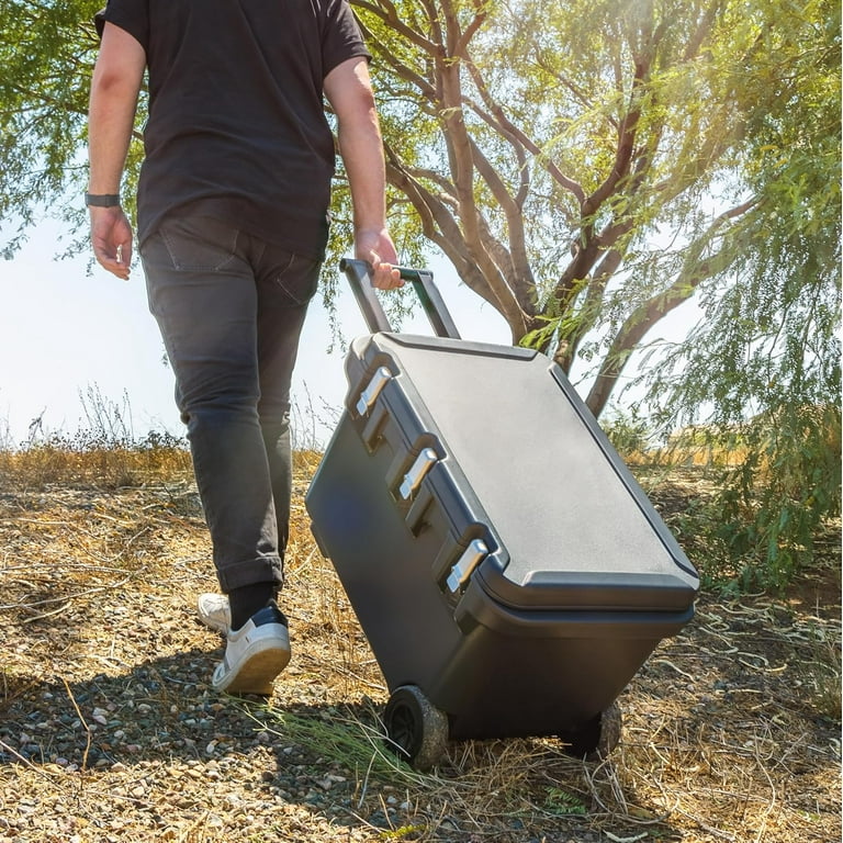 IRIS Hugel 64 Qt Cooler Box Insulated, Hard Cooler, Vacuum