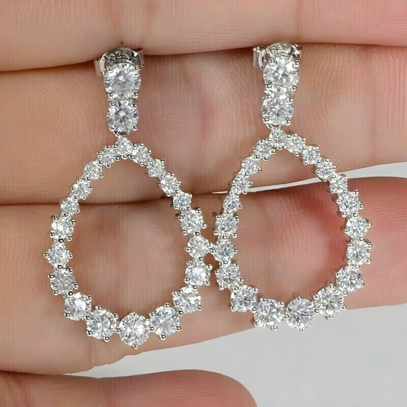 2.80Ct Round Cut Moissanite Beautiful Drop/Dangle Earrings sterling sliver