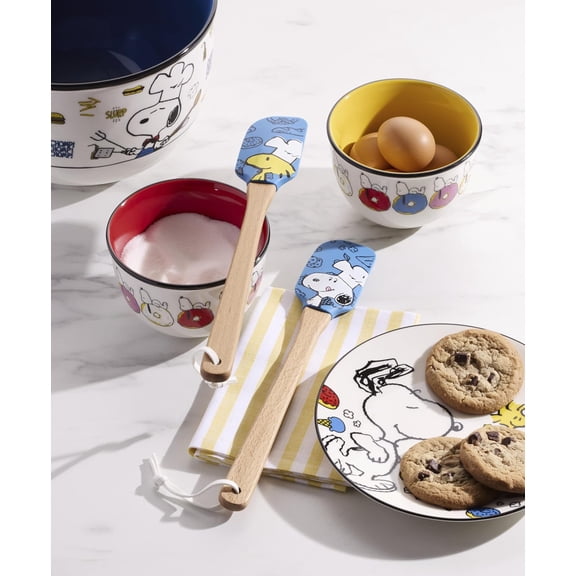 897217 Snoopy Valentines Day Accent Plates, Set Of 4, Assorted