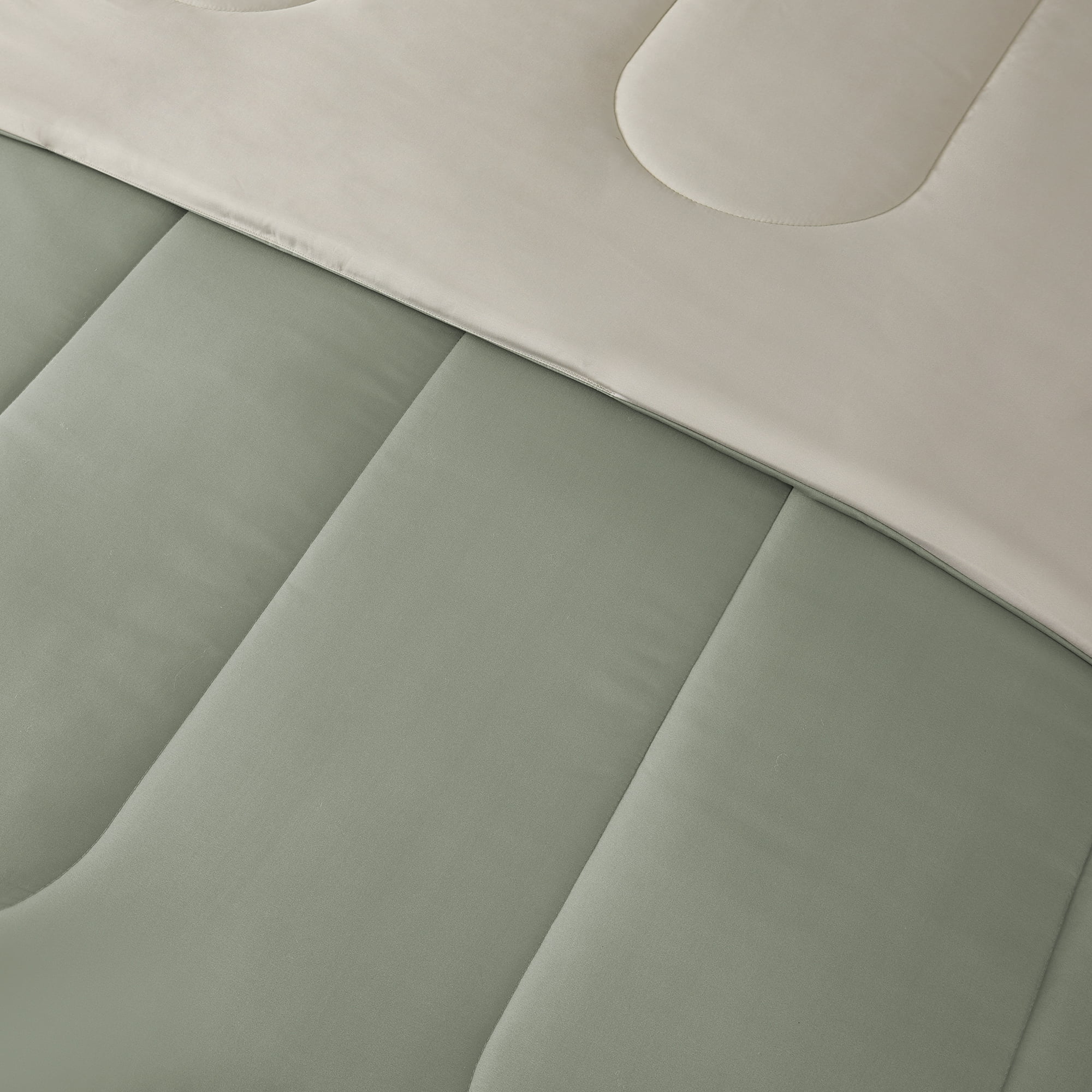 Mainstays Green Reversible Comforter Twin