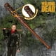 thumbnail image 2 of Un bate de béisbol de espuma envuelve a Lucille de The Walking Dead, 2 of 4