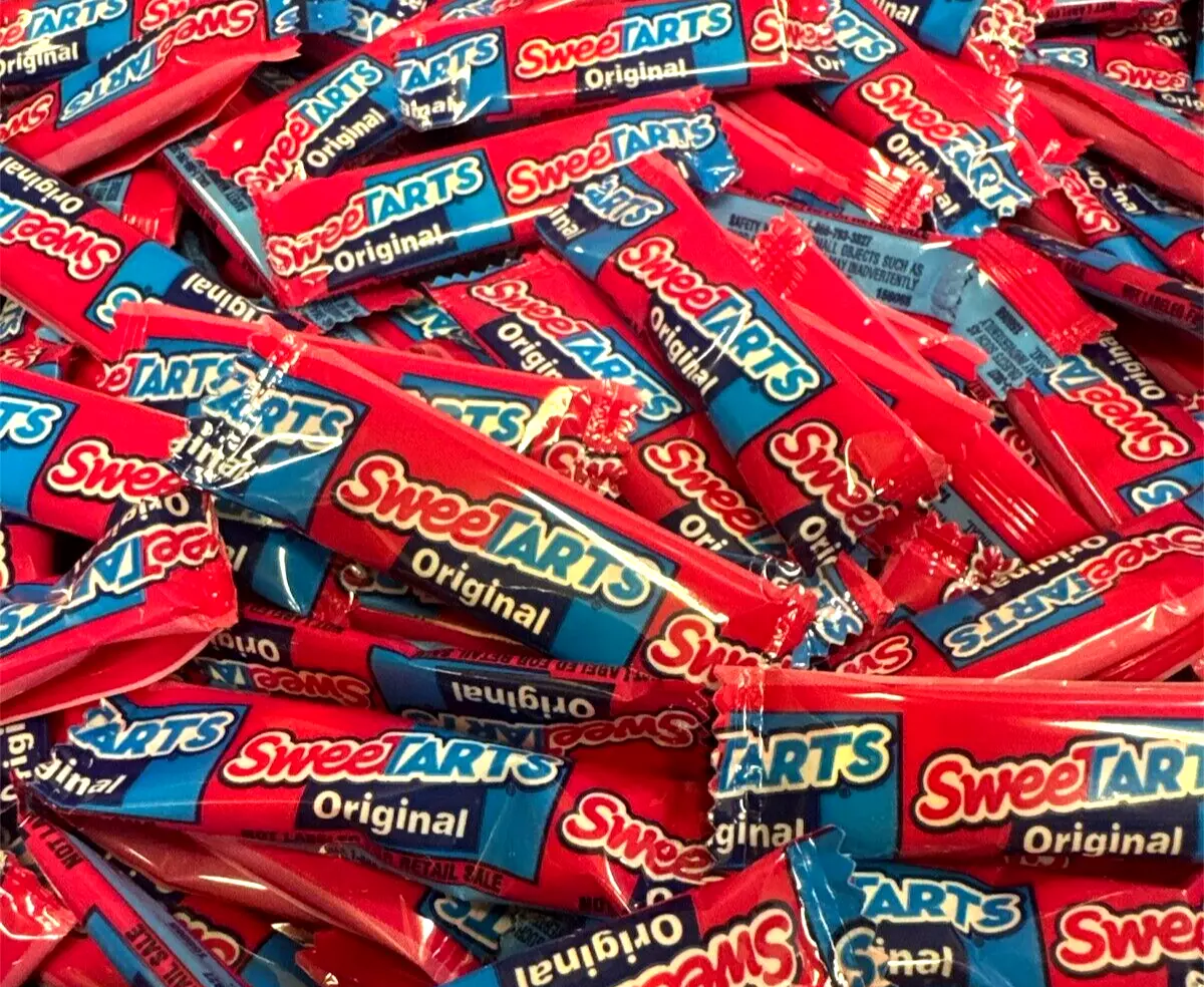 SweeTARTS Original, Assorted Flavors, Bulk Fun Size Hard Candy (2 Pounds)