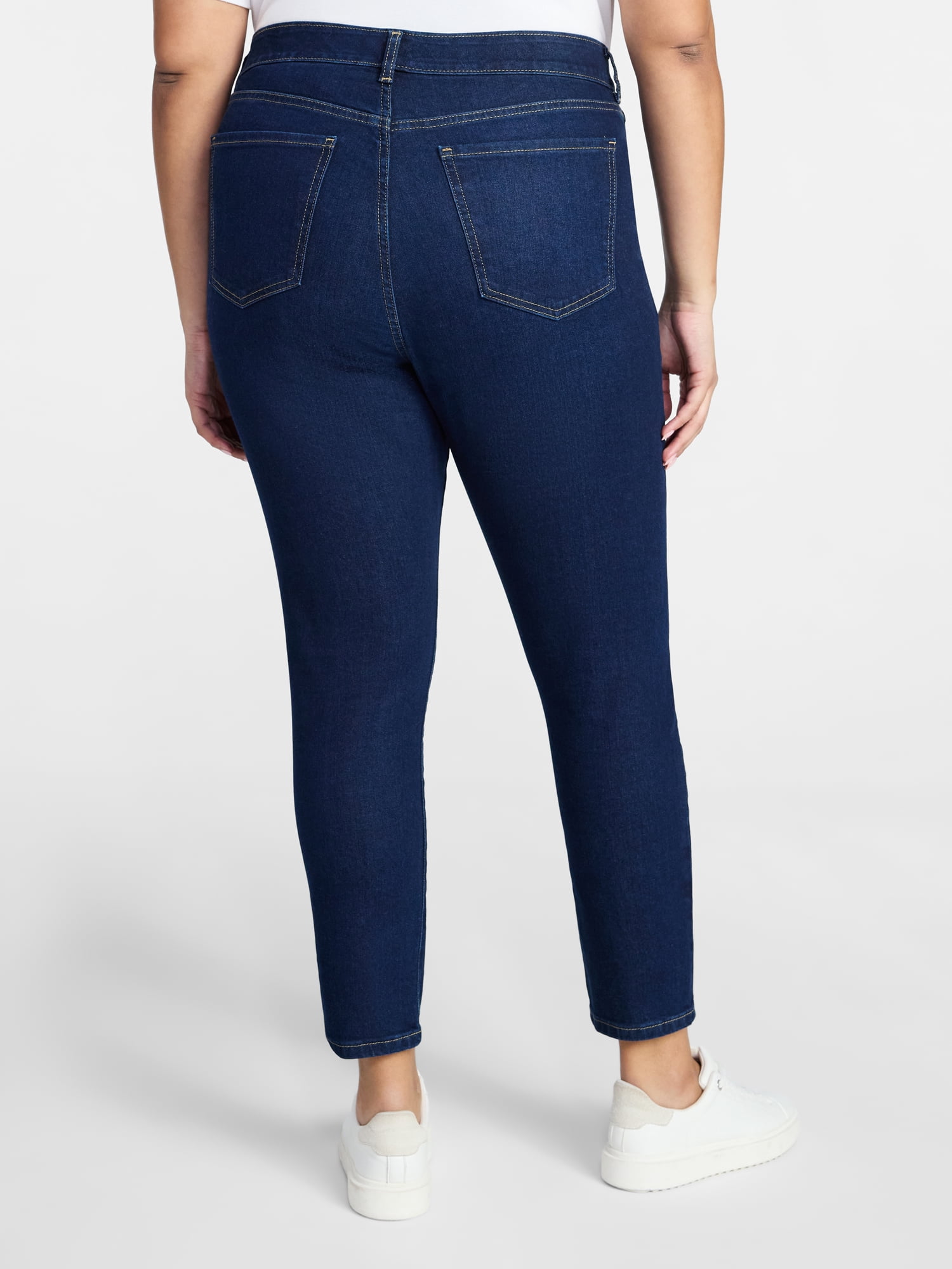 Terra & Sky Women's Plus Signature Denim Skinny Jeans with Control Panel, Sizes 16W-26W