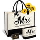 thumbnail image 1 of Bolsa de lona Vanqruo Mrs 2025 Bride con bolsa de maquillaje, 1 of 7