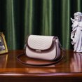 thumbnail image 4 of Bolso bandolera con patrón de cocodrilo Bolso de moda Bolsos de hombro de viaje para mujer (Blanco), 4 of 8