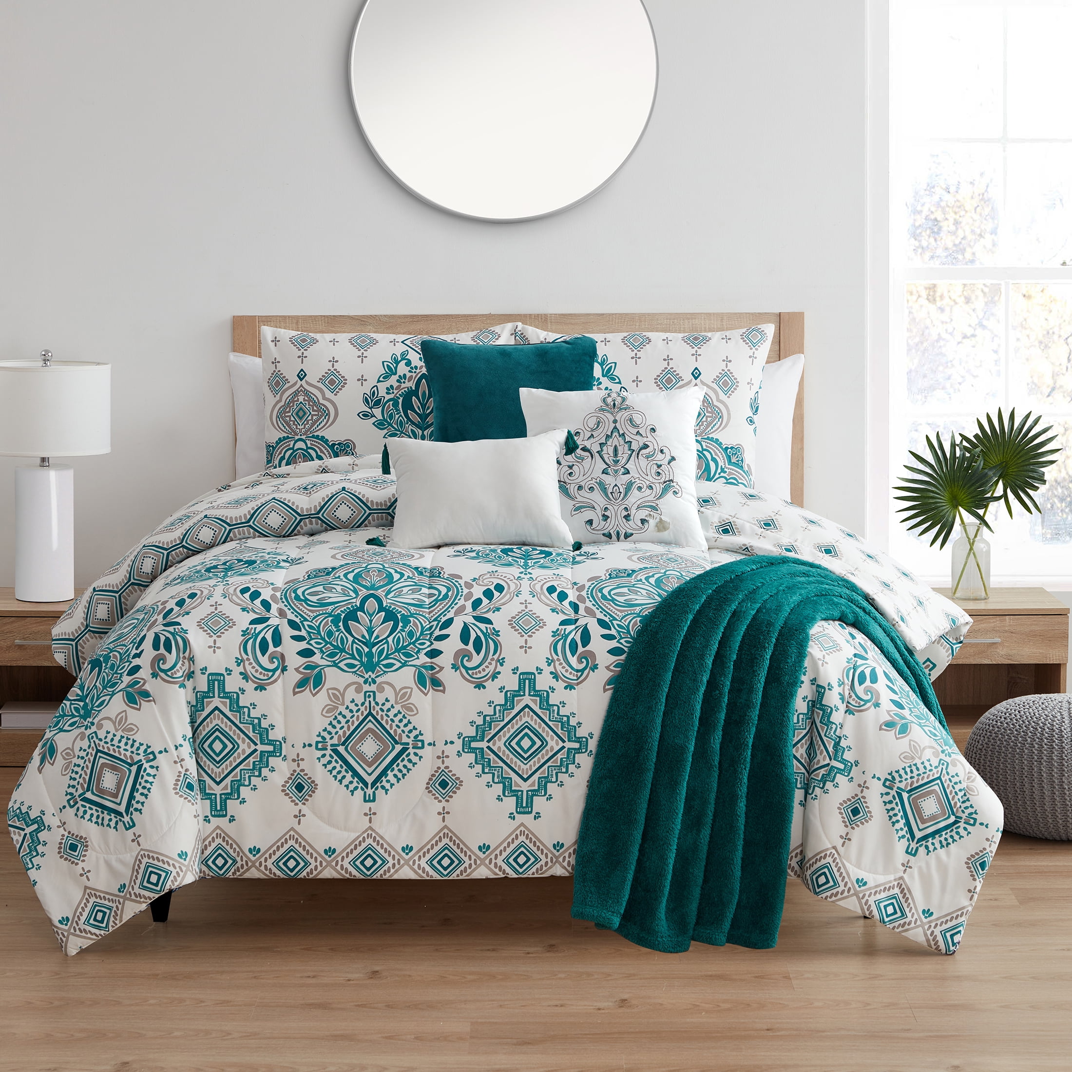 VCNY Home Evergreen 7-Piece Teal Damask Reversible Comforter Set, King, Adult, Unisex