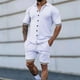 thumbnail image 2 of Mangas de Mano para Hombres, Color Sólido Botón de Solapa de Manga Corta Cardigan Y Pantalones Cortos Conjunto de Traje Deportivo Hecho de Poliéster, Conjunto de Traje para Hombre, 2 of 6