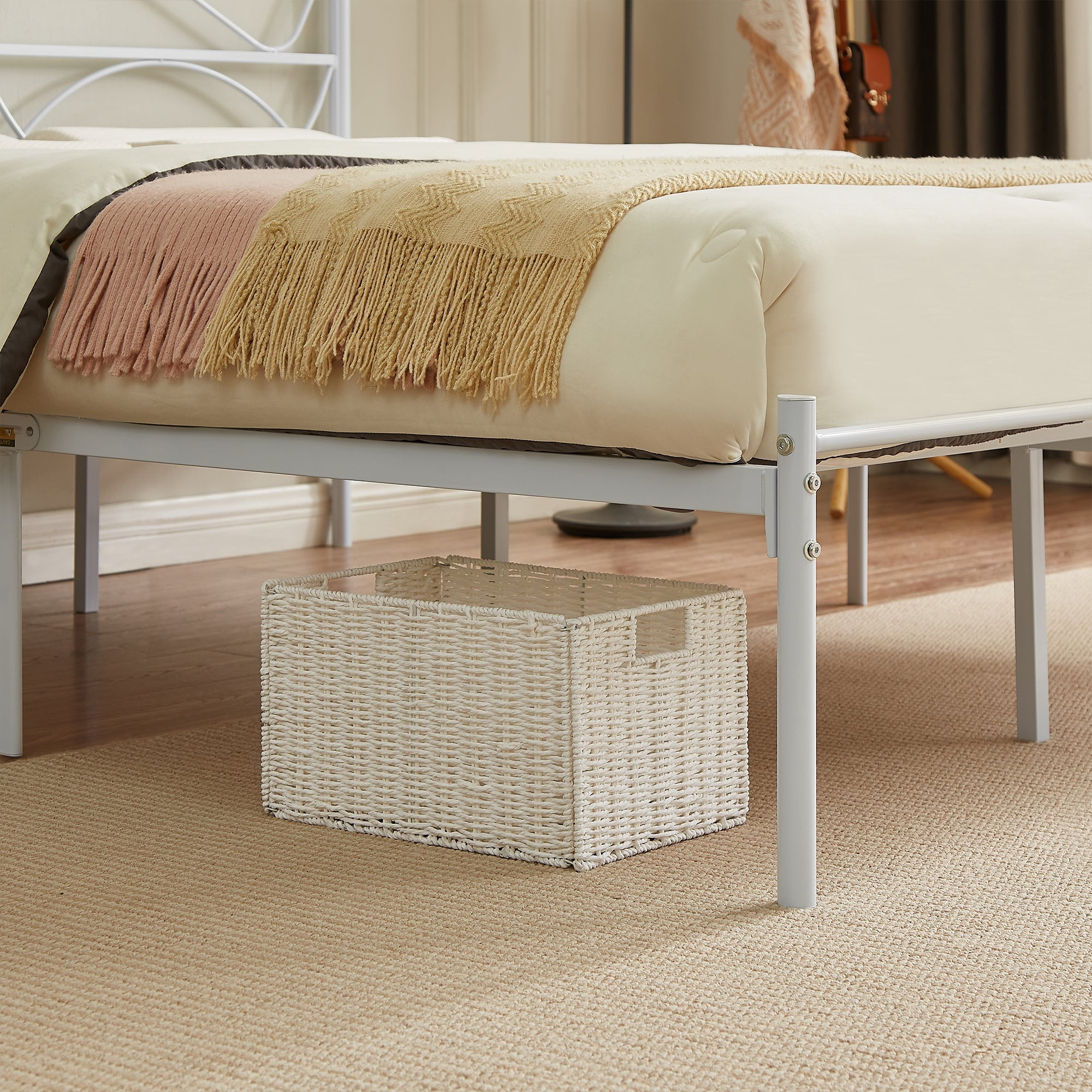 VECELO Full Size Metal Platform Bed Frame with Headboard, Heavy Duty Steel Slats Support/No Box Spring Needed, White