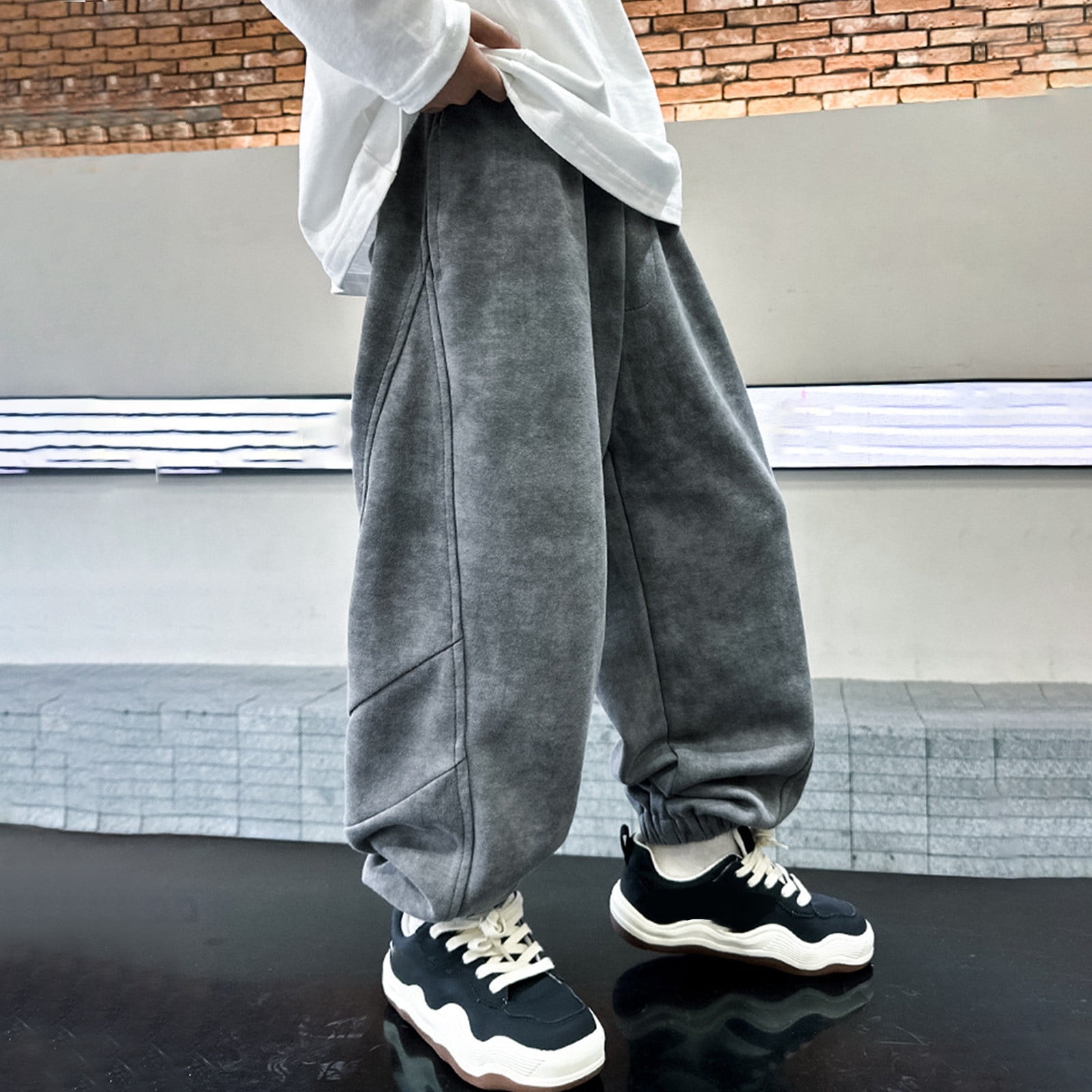Fgnfyis Boys Winter Lined Thermal Joggers Soft Comfortable Athletic Sweatpants with Thick Warm Inner for Kids Outdoor Activities and Daily Wear Grey 14-15 Years