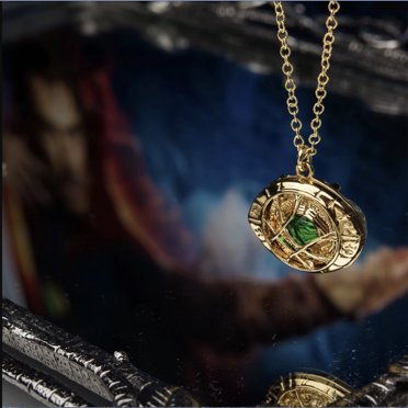 Doctor Strange Eye Of Agamotto Light-Up Pendant Necklace | Collectibles