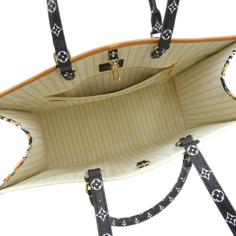 Louis Vuitton Beach Pouch Monogram Giant Jungle Ivory Beige