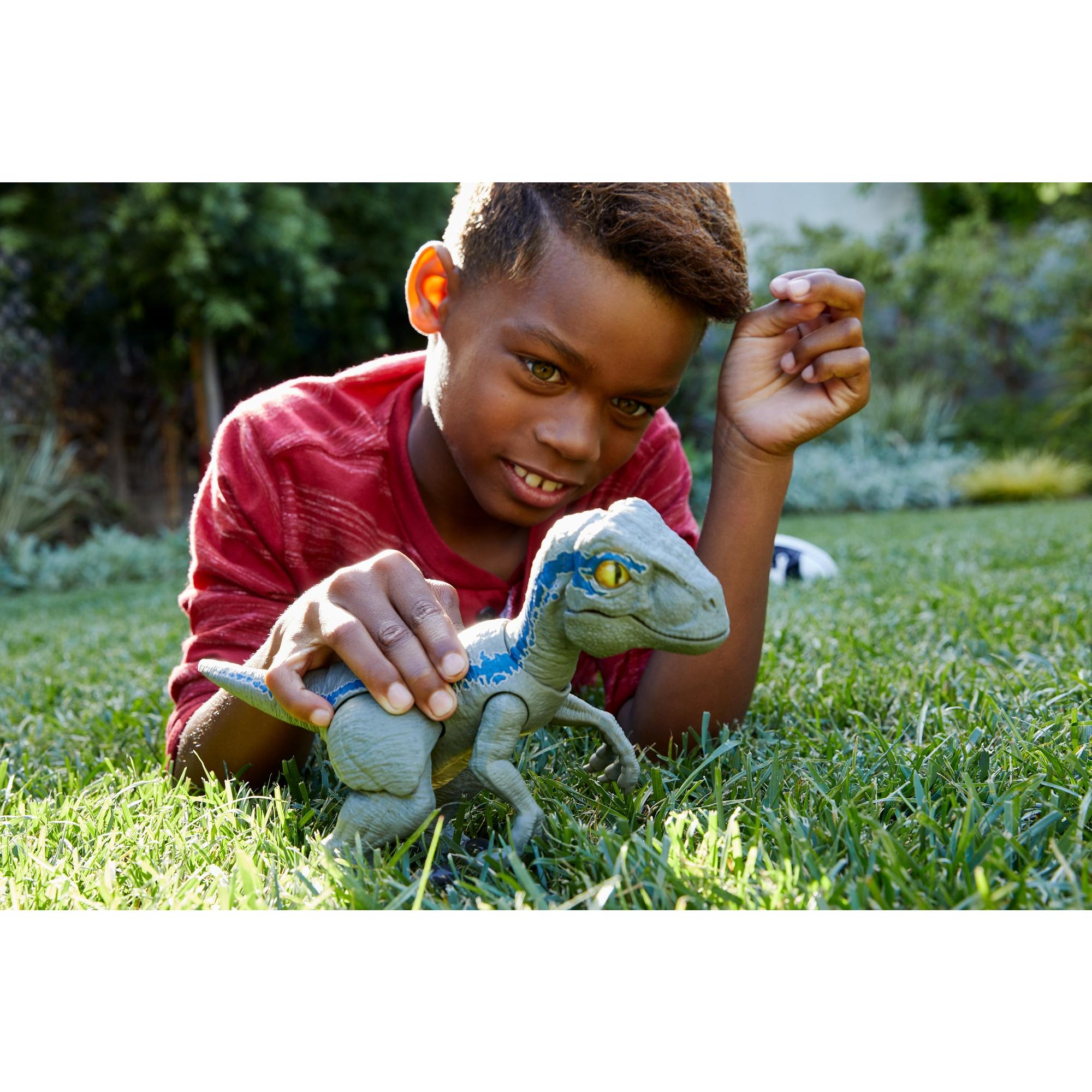 Jurassic World Primal Pal Blue With Spring-Moving Action, Sound Effects And Articulation - image 3 of 8