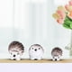 thumbnail image 5 of Lindos y pequeños adornos de micropaisaje con forma de erizo, plantas en macetas carnosas, accesorios decorativos, manualidades creativas de resina, 5 of 6