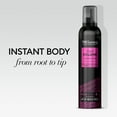 thumbnail image 3 of Mousse TRESemmé Plumping, volumen total, 310 ml, 24 horas, para levantar el cuerpo, 3 of 6