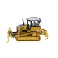 thumbnail image 6 of Caterpillar D5 LGP VPAT Track Type Dozer with Operator - Diecast Masters 85951 - 1/50 Scale Replica, 6 of 10