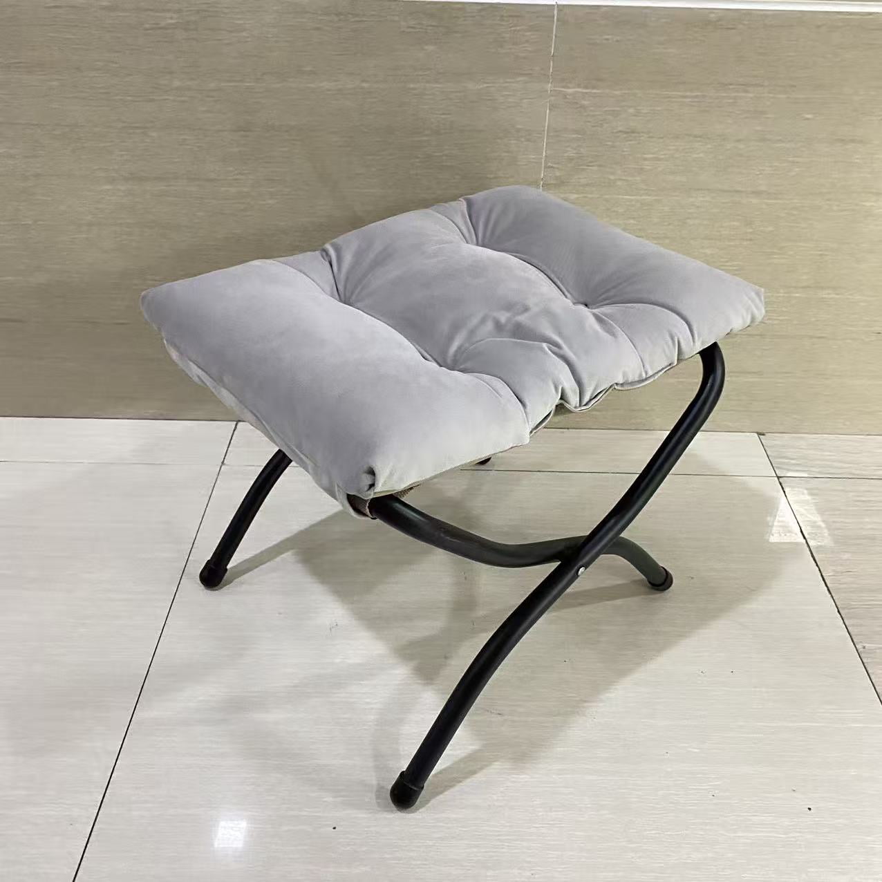 VOYADOTE Ottoman seats,Folding Footrest Stool, Upholstered Small Foldable Ottoman, Accent Padded Sofa Foot Stool for Lazy Chair, Metal Frame Portable Foot Rest Ottoman for Living Room, Bedroom