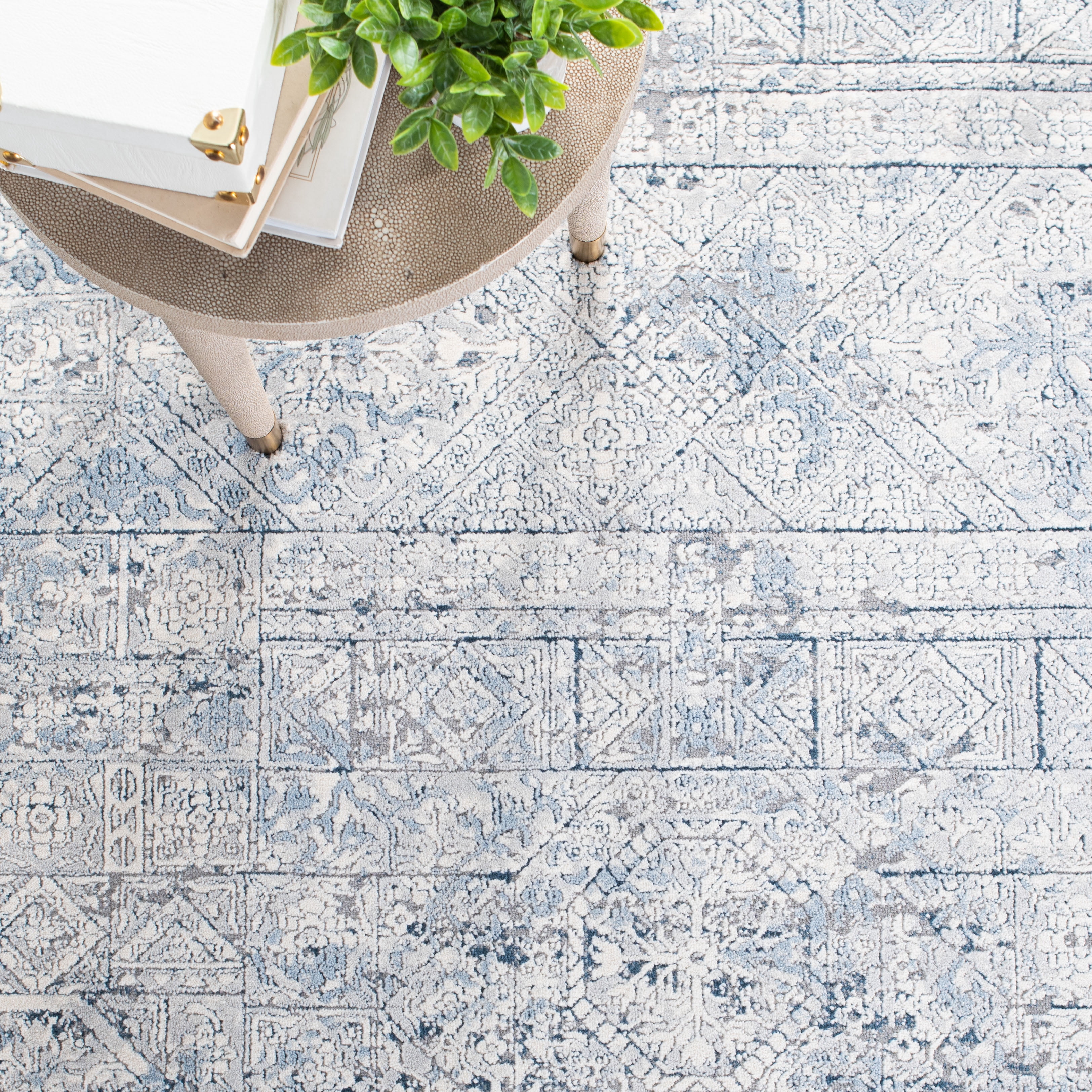SAFAVIEH Alhambra Holden Abstract Area Rug, Ivory/Grey, 4' x 6'