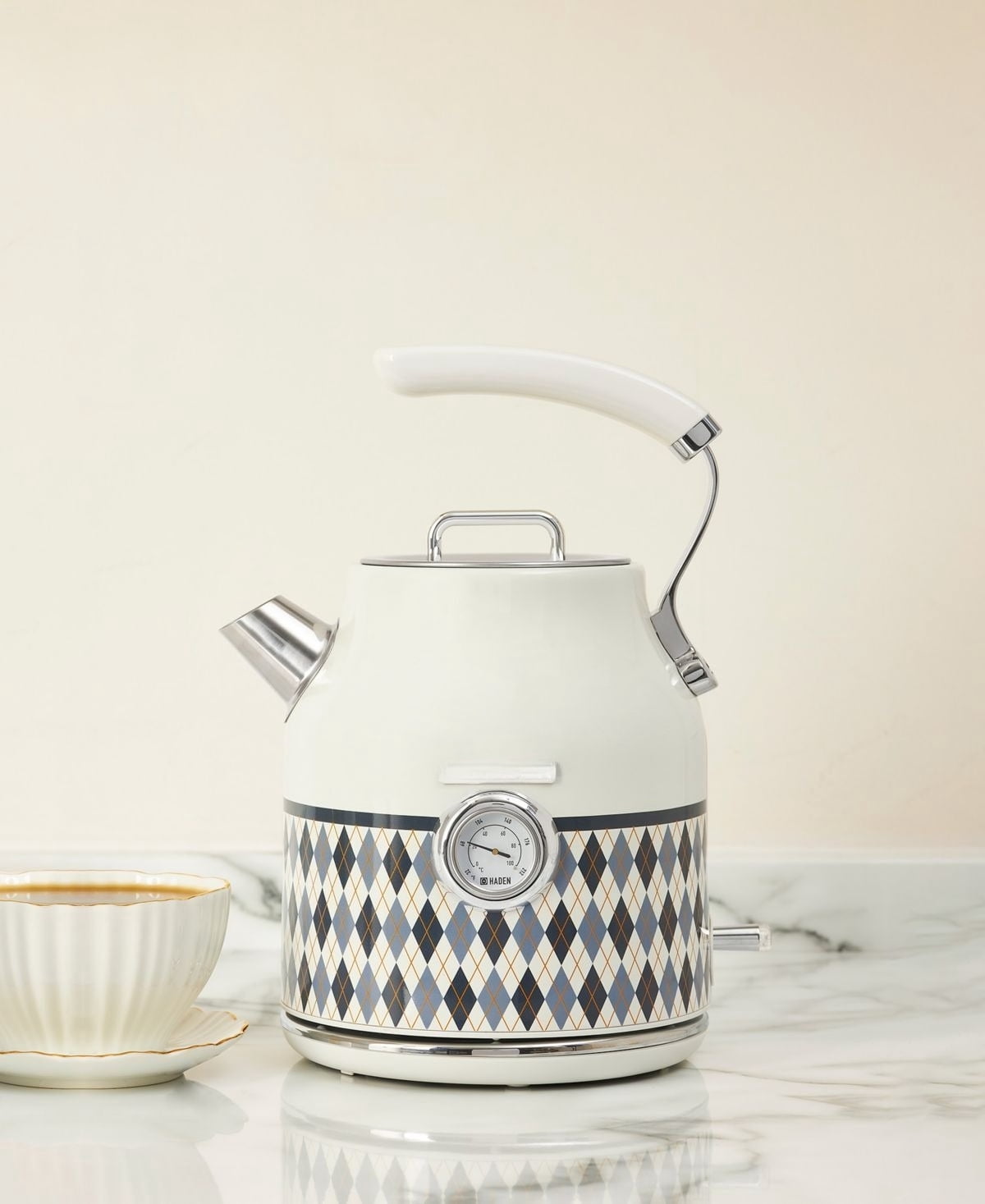 7 - Cup Stainless Steel Electric Cordless Kettle, 75138