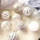 thumbnail image 4 of Juego de 24 bolas navideñas de colores de 6 cm, de plástico galvanizado, pintadas, decorativas, 4 of 5