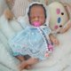 thumbnail image 5 of Muñeca pequeña de silicona Newtotlove de 7 cm con accesorios de alimentación, 5 of 5