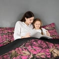 thumbnail image 4 of meiyoeat Pink Camo Print Twin Comforter Sets For Adults,Rustic Farmhouse Hunting Bedding Set For Women,Black Reversible,2Pcs, 4 of 7