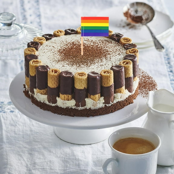 HOMEMAXS Mini Wooden Toothpicks with National Flags for Cupcake Toppers Dessert Decorations 150 Pieces Assorted Color