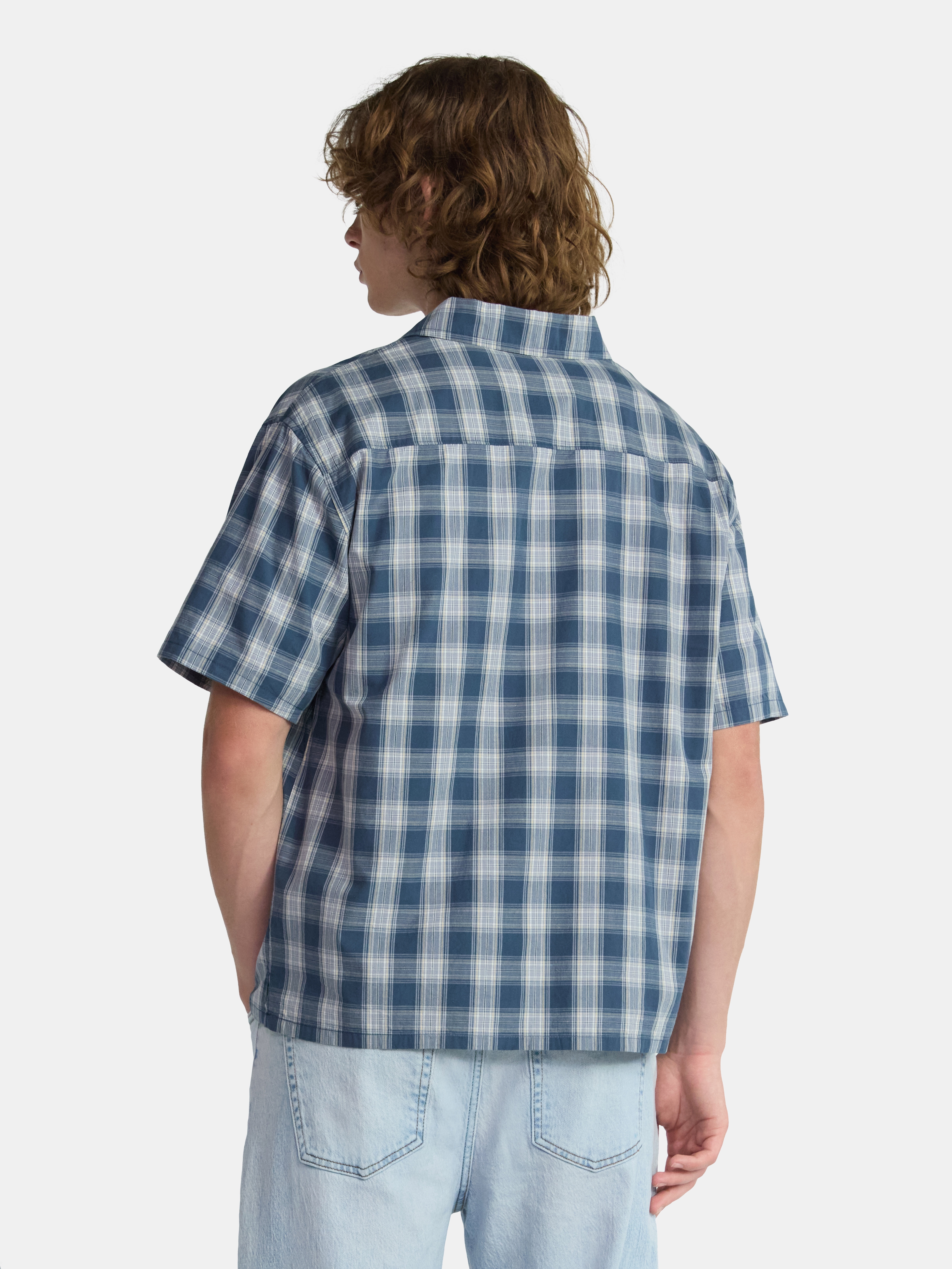 No Boundaries Boxy Button Down Shirt with Short Sleeves, Men's and Big Men's