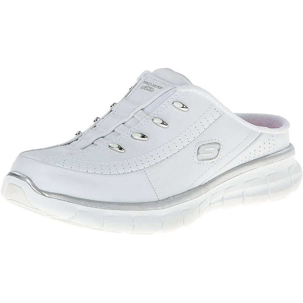 flat leather sneakers
