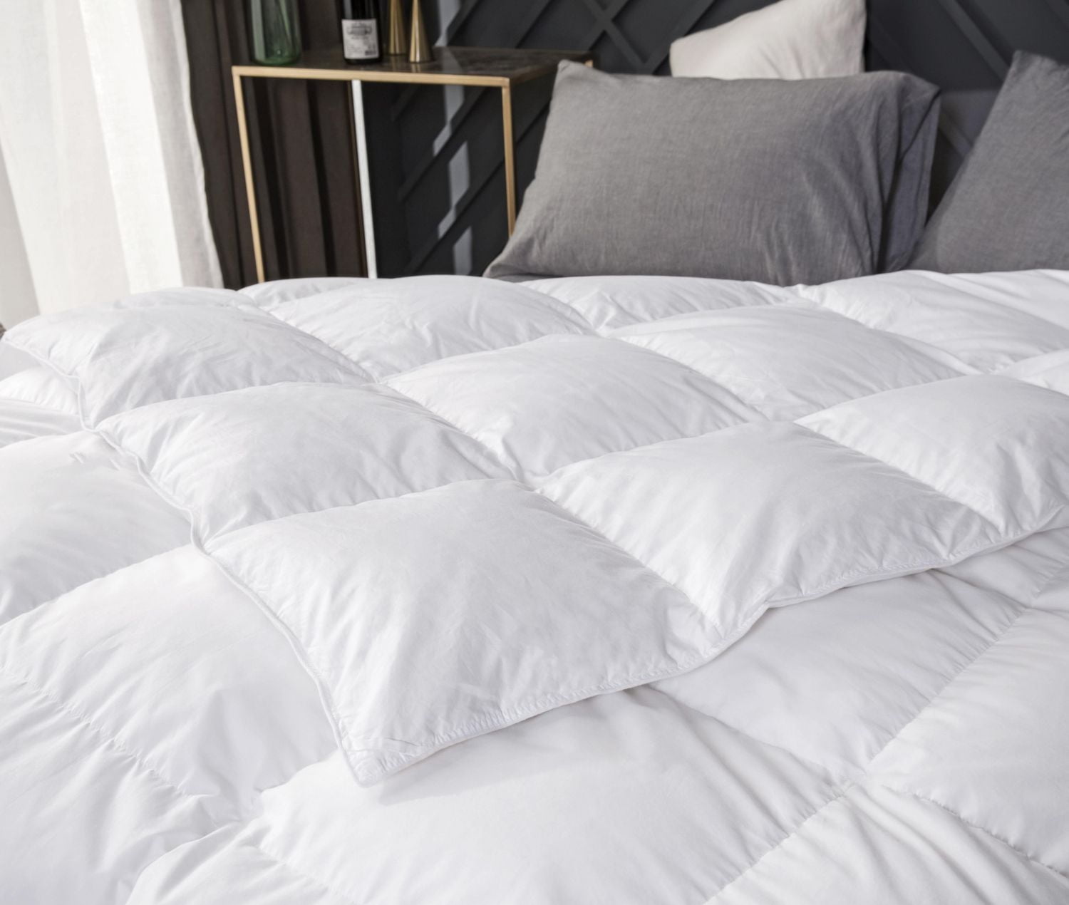 Royal Elite All-Season White Goose Feather Duvet