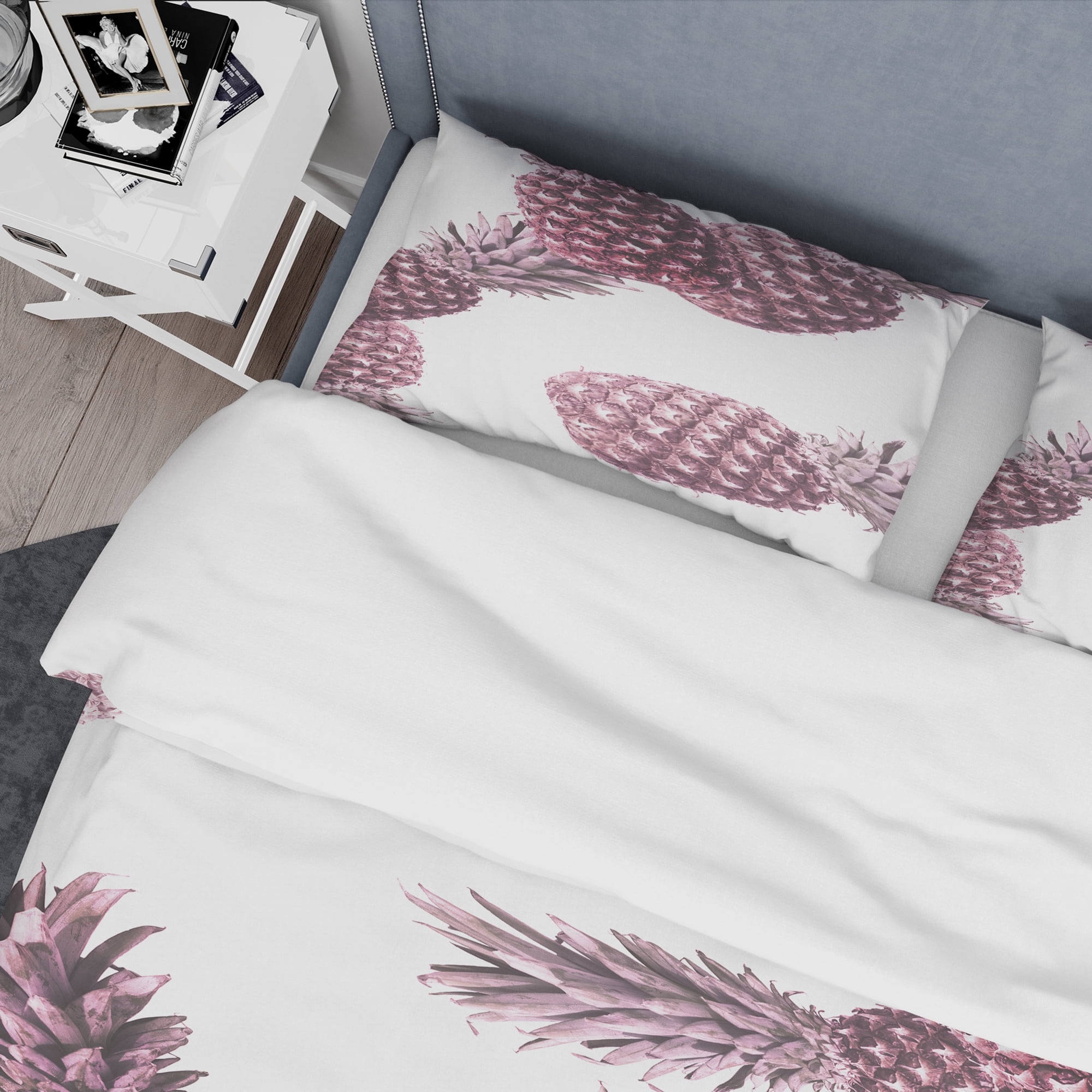 Designart 'Pineapple Summer Bliss III' Mid-Century Modern Duvet Cover Set
