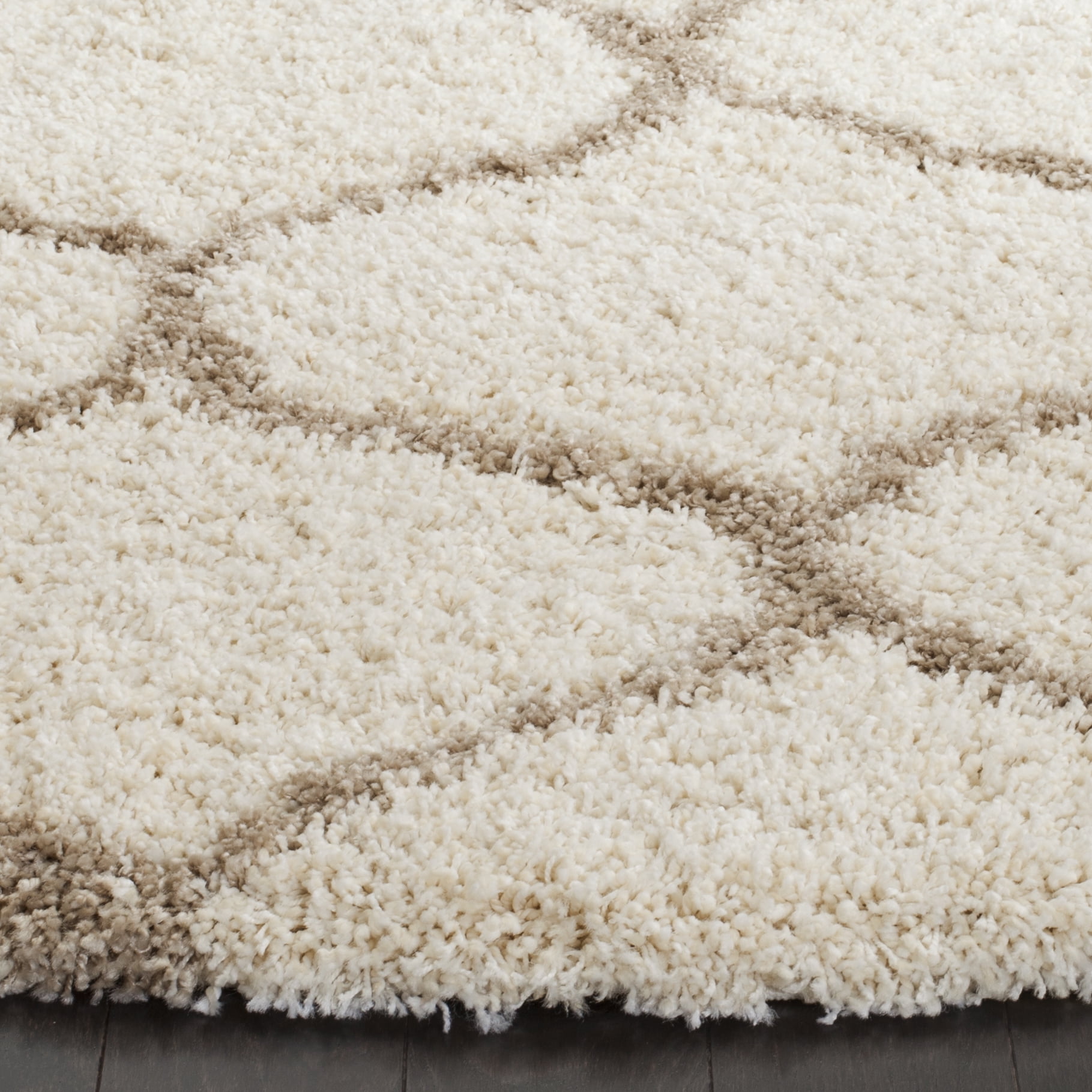 Safavieh Hudson Arline Geometric Shag Area Rug, Ivory/Beige, 5'3" x 5'3" Round