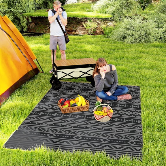Outsunny Outdoor Patio Rug, Large Camping Carpet with Carrying Bag, 6' x 9' Waterproof Plastic Straw, Reversible, Black & Gray Geometric Wall
