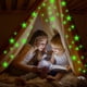 thumbnail image 3 of Techo de Estrellas Fosforescentes, 6 Hojas Pegatinas Luminosas de Pared Patrón de Etiqueta de Estrella Fluorescente Pegatinas Fosforescentes para Decoración de Techo Pared Habitación Infantil, 3 of 5