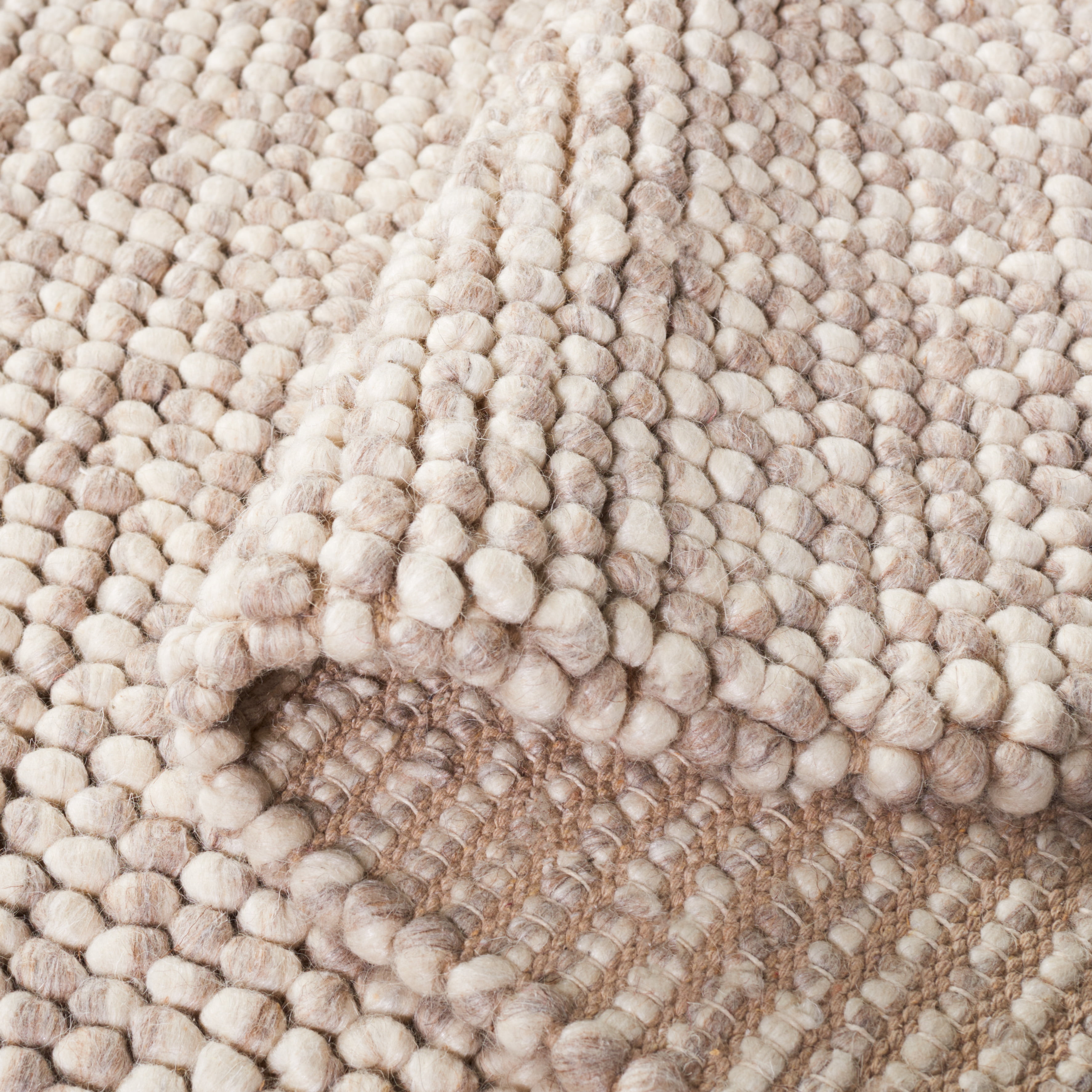SAFAVIEH Natura Feride Geometric Area Rug, Beige, 12' x 12' Square - X-Large - Scandinavian Design, Beige, Handmade Wool Blend, Ideal for Living Room, Bedroom, Dining Space